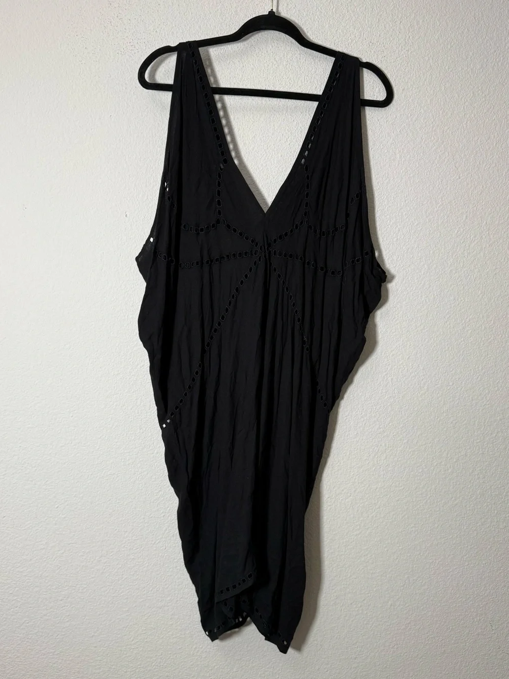 Uma and Leopold Black Cutout Draped Kaftan Cover Up One Size Resort Beach